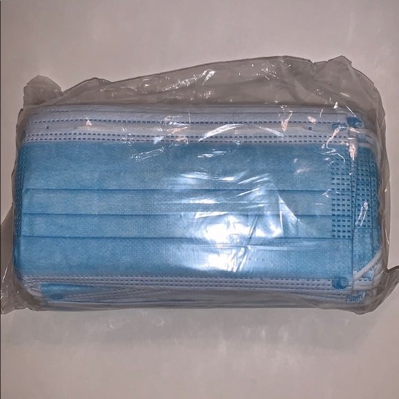 50 Pcs Disposable Face Masks - 3 Ply - Picture 3 of 8